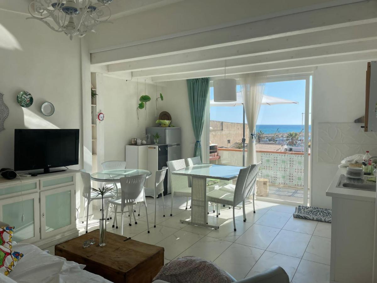 Le Muse casa vacanze Scoglitti Esterno foto